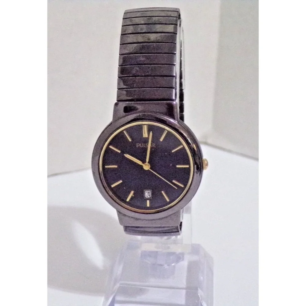 Pulsar VX32-X241 Black Dial Case & 7